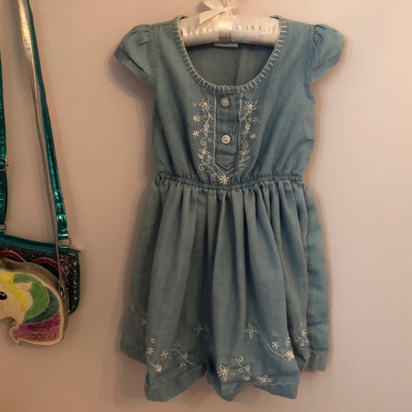 Light blue dress size 4 - Picture 2 of 5